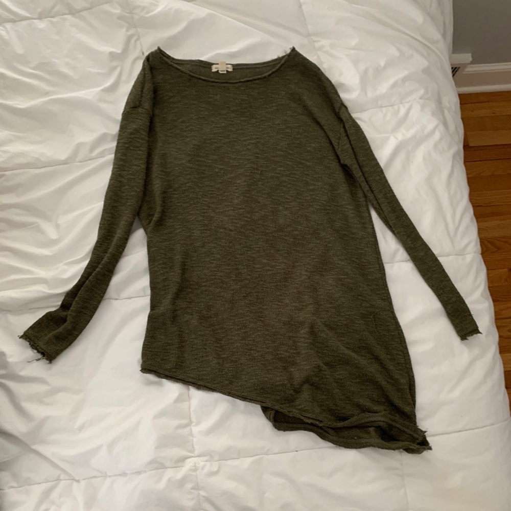 UO Thin asymmetrical knit sweater/top